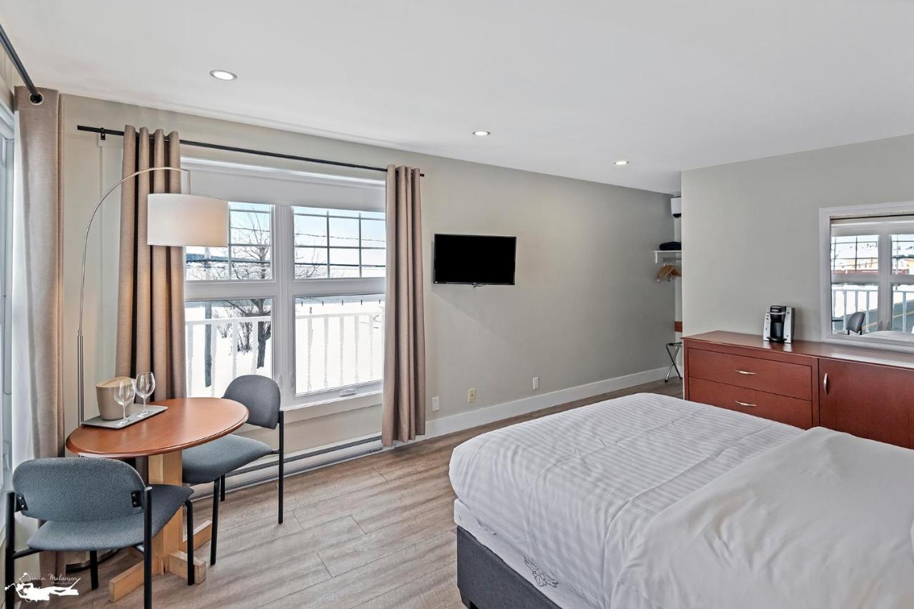 Hotel Motel Manoir De Персе Екстериор снимка