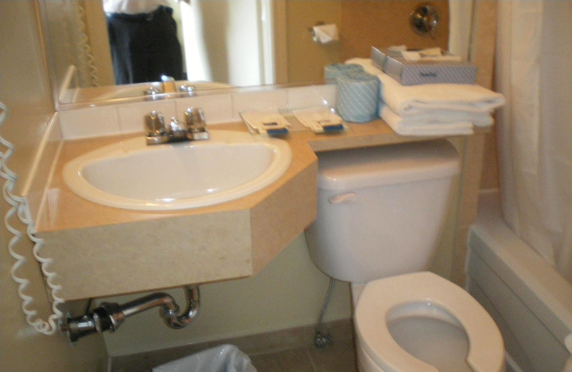 Hotel Motel Manoir De Персе Екстериор снимка