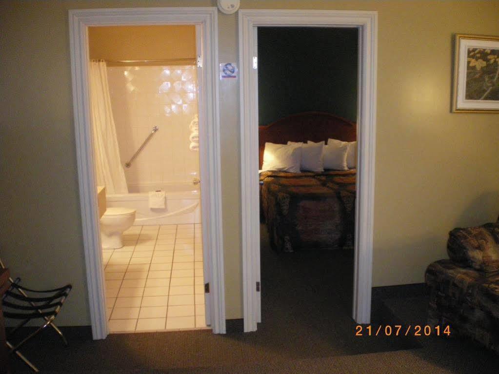 Hotel Motel Manoir De Персе Екстериор снимка