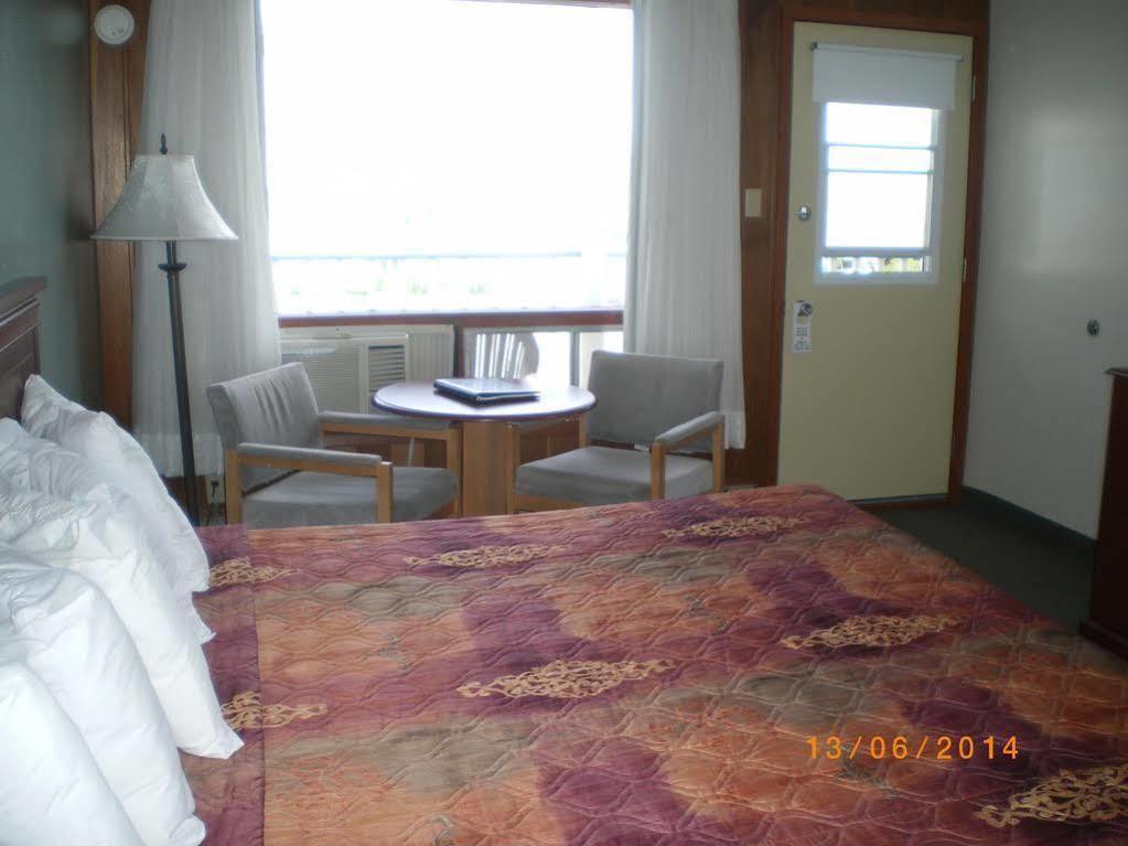 Hotel Motel Manoir De Персе Екстериор снимка